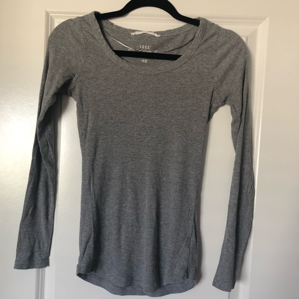 COPY - H&M Long Sleeve Scoop Neck Shirt